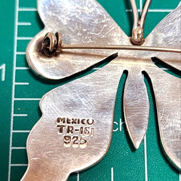 Sterling Silver Butterfly inlayed Brooch - Picture 7 of 9